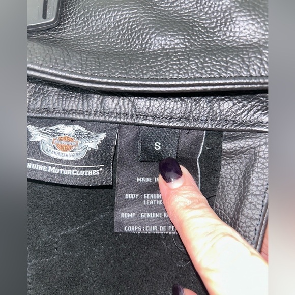 Harley-Davidson® Men's Bar & Shield Stock Leather Chaps 98090-06VM Size S EUC - Picture 9 of 16